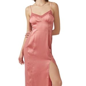 NWOT! Free People ‘City Cool’ satiny midi army green color slip dress, XS. Sexy!